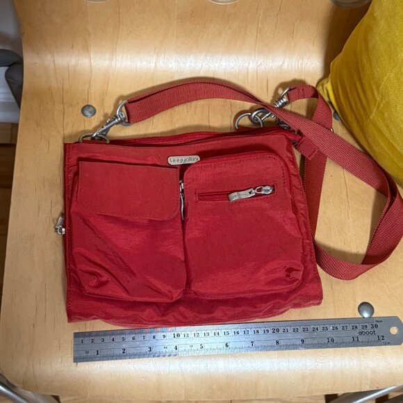 Baggallini Bright Red Crossbody Bag Purse With Attached Case Multi Pockets - Picture 14 of 14